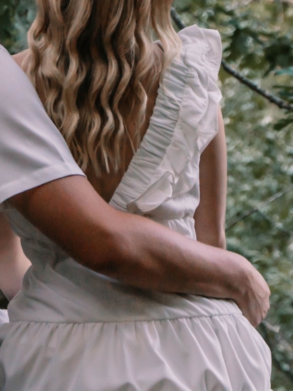 Dress - Picture 3 of 3